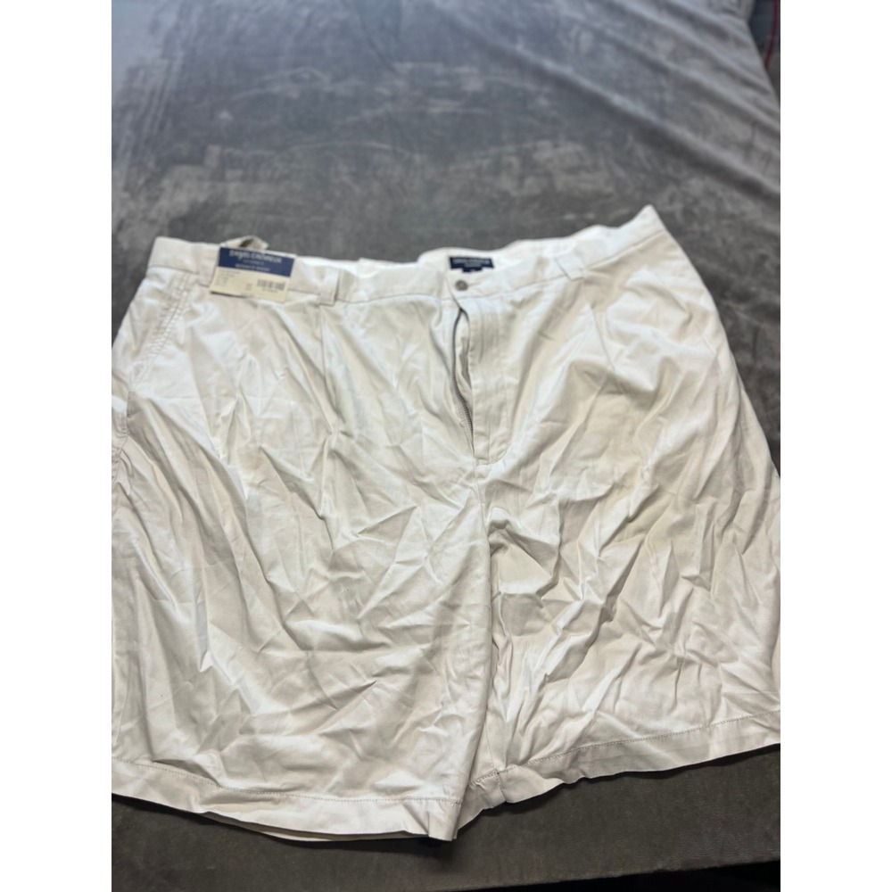 Daniel Cremieux Monaco Shorts Men's Size 50  tan‎ NWT Lightweight Chino Casual